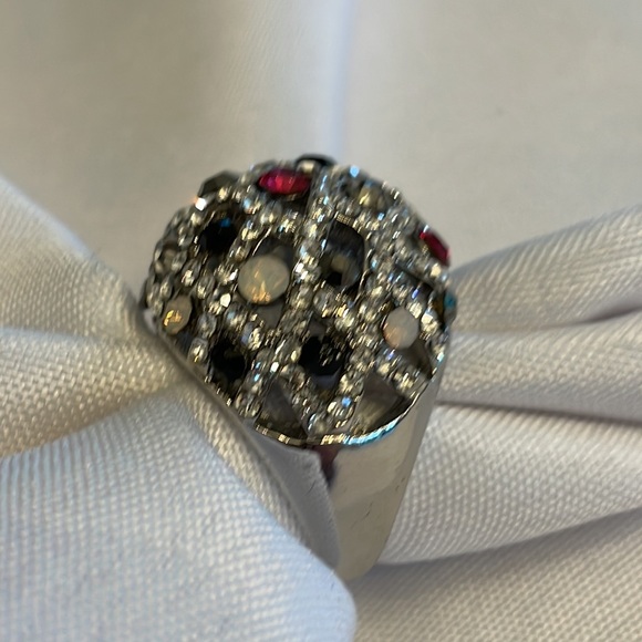 Unique Cocktail ring - Picture 2 of 5